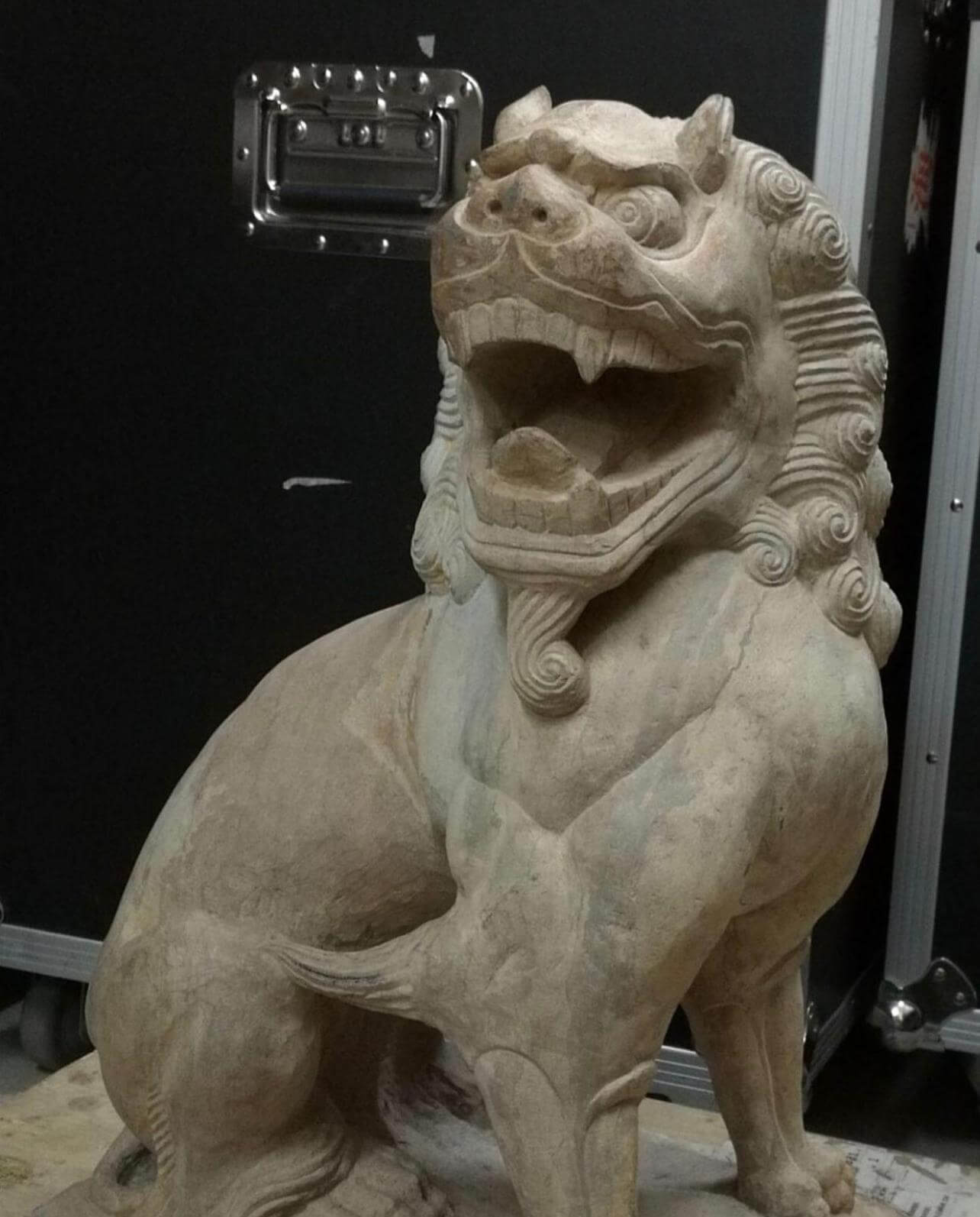 非常罕见的大石头狮子| Weisbrod系列– Weisbrod Collection